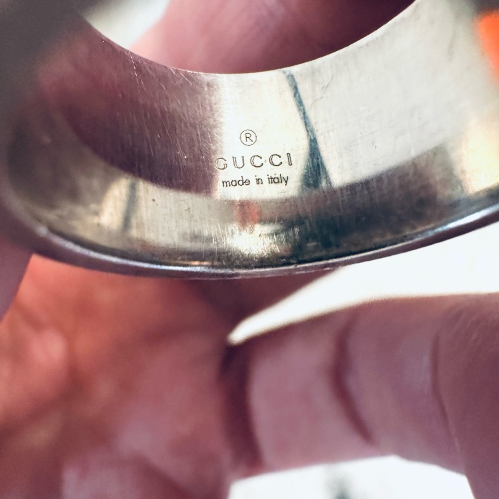 Gucci Silver Openwork 'G' Signature Band Ring - Picture 7 of 9